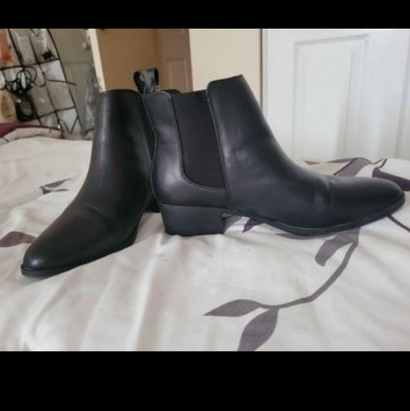 Casual boots - Picture 1 of 2